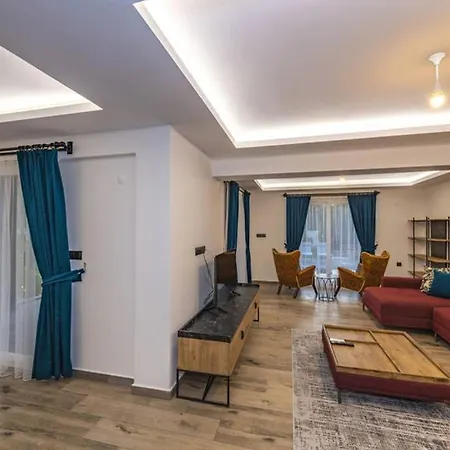 Bella- 4 Bedroom In Oludeniz
