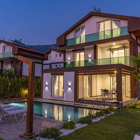 Bella- 4 Bedroom In Oludeniz Villa Fethiye