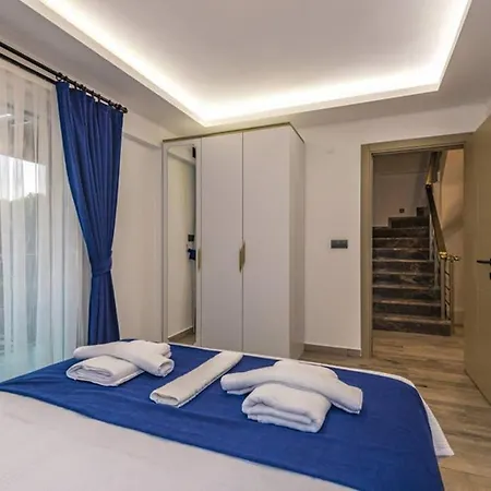 Вилла Bella- 4 Bedroom In Oludeniz