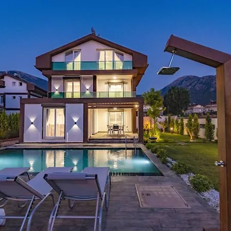 Bella- 4 Bedroom In Oludeniz * Фетхие