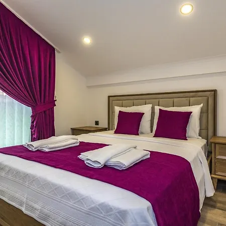 Bella- 4 Bedroom In Oludeniz