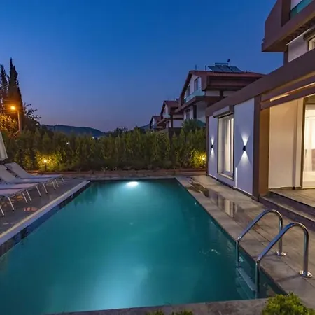 Bella- 4 Bedroom In Oludeniz * 费特希耶
