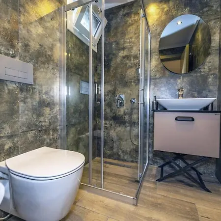 Villa Bella- 4 Bedroom In Oludeniz