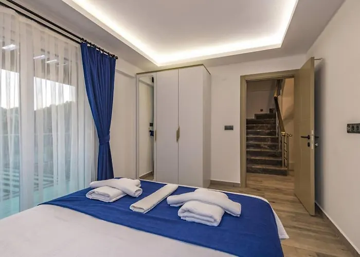 Villa Bella- 4 Bedroom In Oludeniz